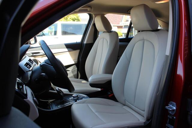 BMW X1 sDrive16d Executive Edition | NL-AUTO+N.A.P! | LED | GROOT-NAVI | CLIMA | E-KLEP | CRUISE | PDC-V/A | DAB |
