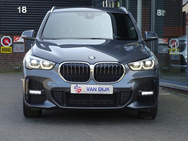 BMW X1 xDrive25e eDrive Exe. M Sportpakket Afn.Trekhaak Ada.Led Nav. PDC 18" LM Velgen