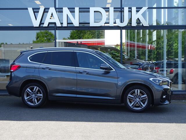 BMW X1 xDrive25e eDrive Exe. M Sportpakket Afn.Trekhaak Ada.Led Nav. PDC 18" LM Velgen