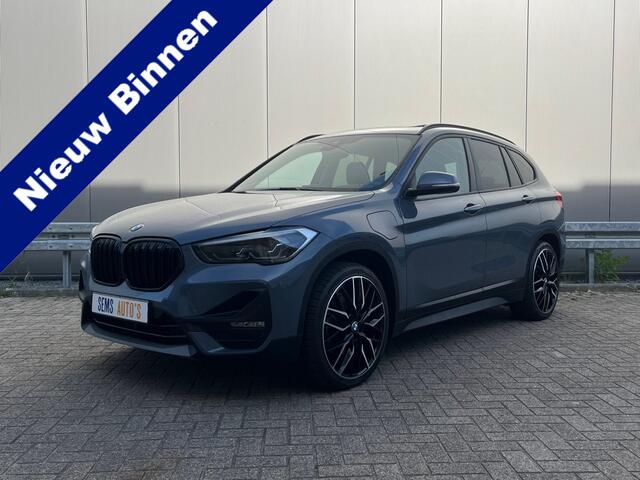BMW X1 xDrive25e High Executive Edition Pano / Head up / Full led