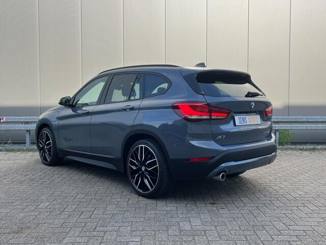 BMW X1 xDrive25e High Executive Edition Pano / Head up / Full led