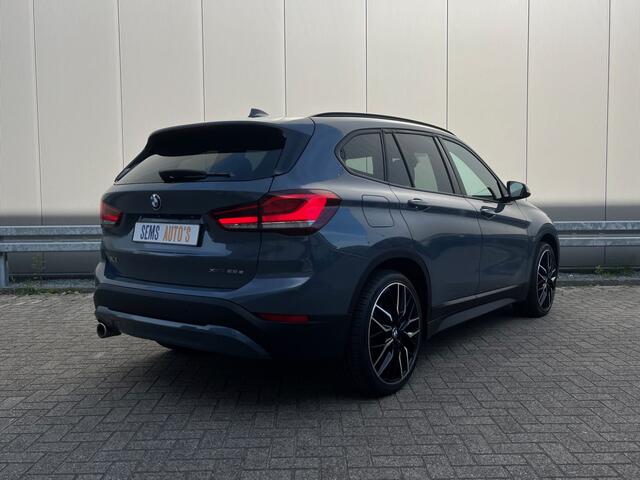 BMW X1 xDrive25e High Executive Edition Pano / Head up / Full led