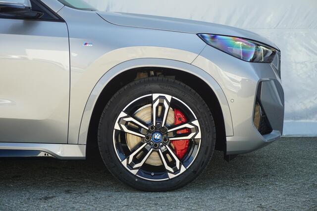 BMW X1 xDrive25e M Sportpakket Pro 19'' / Head-Up Display / Harman Kardon / Trekhaak / Driving Assistant Plus
