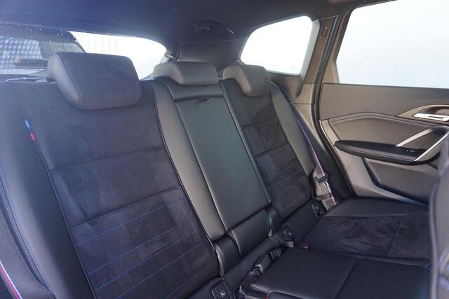BMW X1 xDrive25e M Sportpakket Pro 19'' / Head-Up Display / Harman Kardon / Trekhaak / Driving Assistant Plus