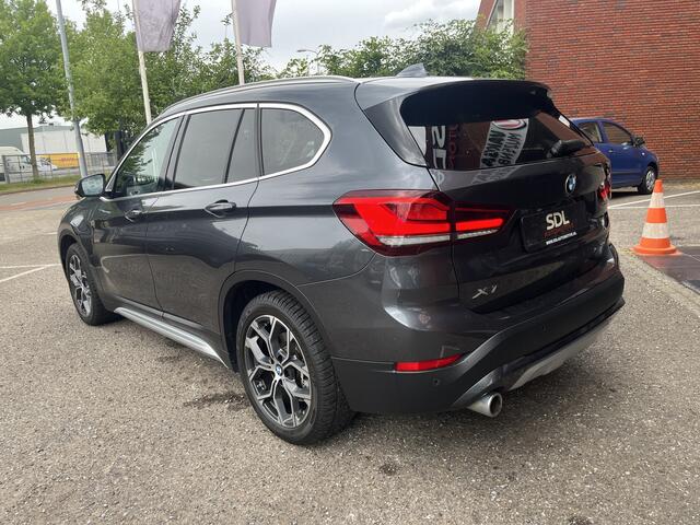 BMW X1 xDrive25e High Executive X-Line // FULL LED // HALF LEDER // ELEK. KLEP // NAVI+CARPLAY // CAMERA+SENSOREN //