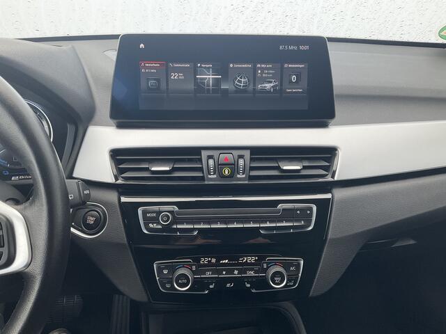 BMW X1 xDrive25e 222PK Automaat Trekhaak Leder Carplay Led Elek.Klep Plug-in!
