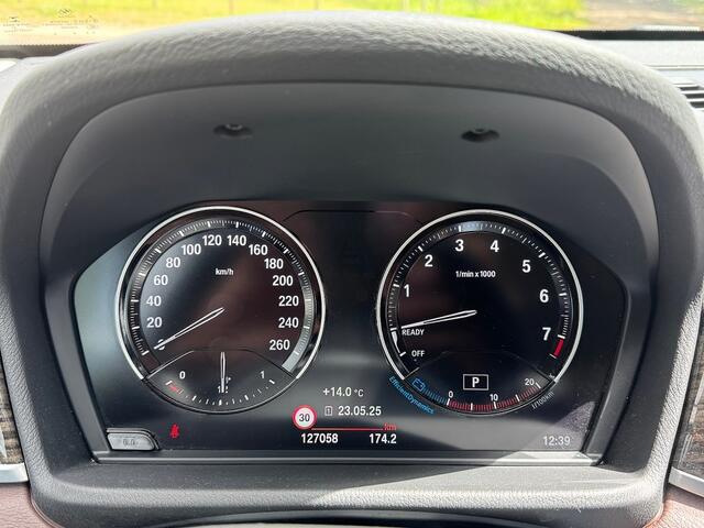 BMW X1 sDrive 2.0i 178pk High Executive ecc,lmv,led,navigatie,trekhaak,leer,sportstoel