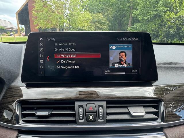 BMW X1 sDrive 2.0i 178pk High Executive ecc,lmv,led,navigatie,trekhaak,leer,sportstoel