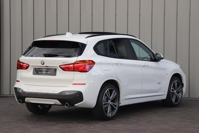 BMW X1 sDrive20i High Executive | Head-up | Keyles | Pano | Harman-kardon | Led | Leder | NL-auto | 2018.
