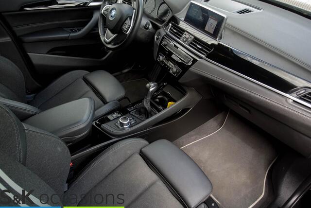 BMW X1 xDrive25e Executive Trekhaak Black Edition
