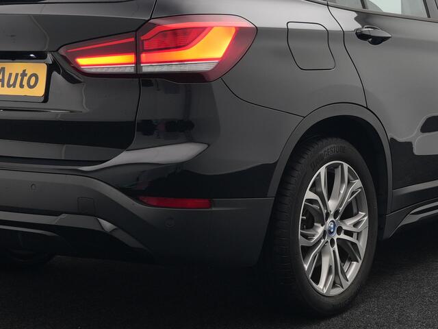 BMW X1 xDrive25e Sportline Plug In Hybrid 220pk PHEV | Camera | Sportstoelen Verwamd | navi Pro | DAB | 18"L.M | LED Koplampen |