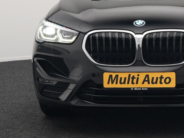 BMW X1 xDrive25e Sportline Plug In Hybrid 220pk PHEV | Camera | Sportstoelen Verwamd | navi Pro | DAB | 18"L.M | LED Koplampen |