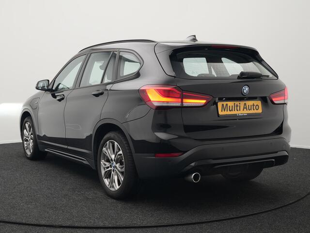 BMW X1 xDrive25e Sportline Plug In Hybrid 220pk PHEV | Camera | Sportstoelen Verwamd | navi Pro | DAB | 18"L.M | LED Koplampen |
