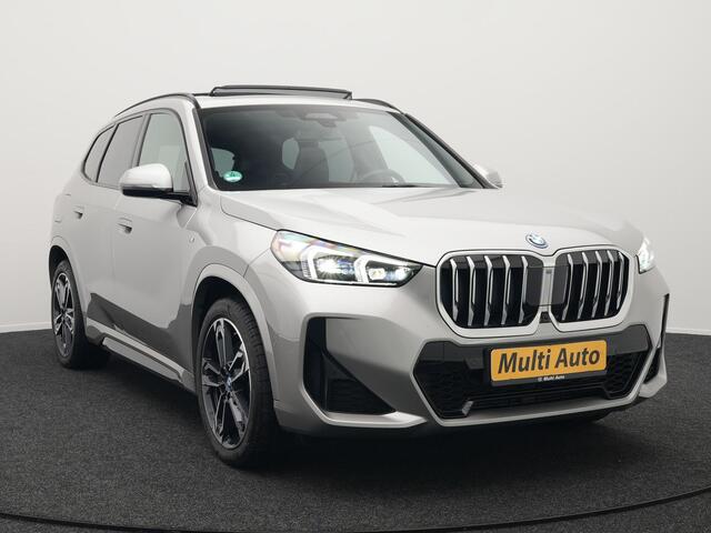 BMW X1 xDrive30e M Sport Plug In Hybrid 326pk PHEV | Trekhaak af Fabriek | Panodak | Adaptive Cruise | Widescreen Navi | 360 Camera | Alcantara Sportstoelen Massage & Memory | Harman Kardon |