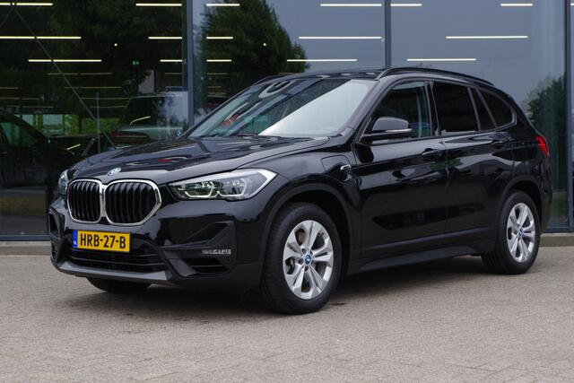 BMW X1 xDrive25e eDrive Edition 222 PK PHEV, Panoramadak, Trekhaak, Camera, LED Koplampen, Cruise Control