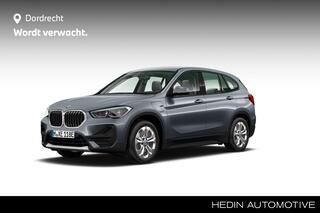 bmw-x1-xdrive25e--driving-assistan