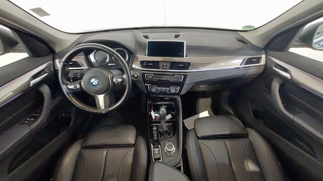 BMW X1 xDrive25e xLine | Camera | Sportstoelen | Stoelverwarming | Leder