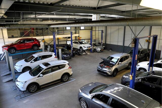 BMW X1 sDrive20i High Executive Edition M SPORT AUTOMAAT,NAVI/CAM,HUD,PRO NAVI, TREKHAAK