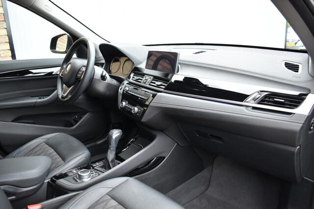 BMW X1 XDRIVE25E HIGH EXEC. Xenon, Navi, AUT