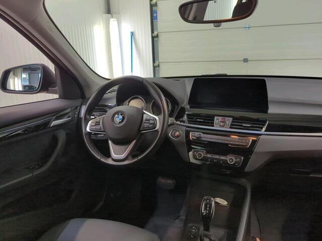 BMW X1 sDrive18d Business Ed. | Navi | Camera | Trekhaak |