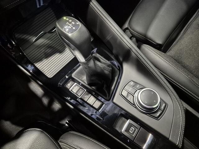 BMW X1 xDrive25e High Executive M-sport Groot Navi | Panorama | Trekhaak afn. | Camera | 19"
