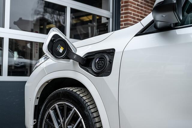 BMW X1 30e xDrive M Sport | Shadow | Driving Ass. Prof. | HIFI | ACC | Camera | 18 Inch |