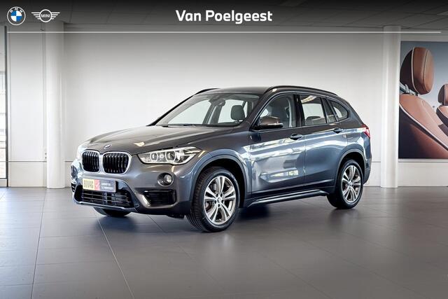 BMW X1 sDrive20i Executive | Sport-line | Trekhaak |