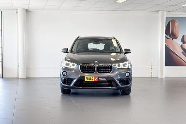 BMW X1 sDrive20i Executive | Sport-line | Trekhaak |