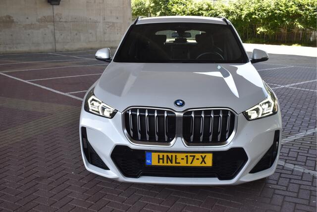 BMW X1 xDrive25e, BOEKJES,NAP EN ONDERHOUDSHISTORIE