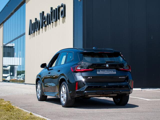 BMW X1 sDrive20i Steptronic M-Sport | Elektrische stoelen | Adapt. LED | Adapt. Cruise | Harman Kardon | Stoelverwarming