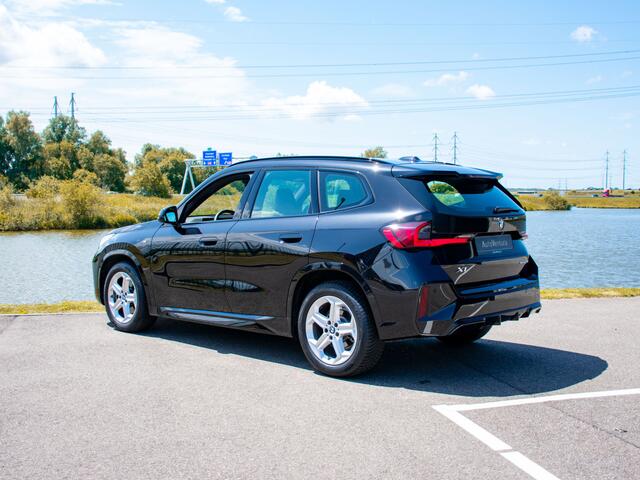 BMW X1 sDrive20i Steptronic M-Sport | Elektrische stoelen | Adapt. LED | Adapt. Cruise | Harman Kardon | Stoelverwarming