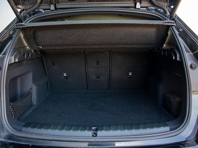 BMW X1 sDrive20i Steptronic M-Sport | Elektrische stoelen | Adapt. LED | Adapt. Cruise | Harman Kardon | Stoelverwarming
