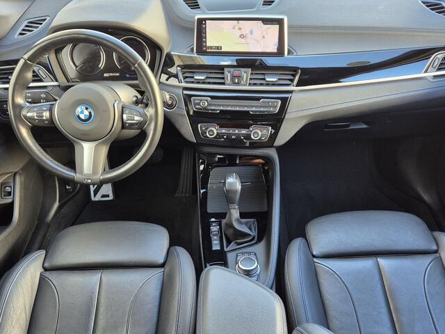 BMW X1 xDrive25e M-SPORT ** LED, NAVI+, LEDER, DRIVING ASS. +, 19-inch LMV, PRIVACY GLAS ** 1e EIG - UNFALLFREI ** ** INFORMEER OOK NAAR ONZE AANTREKKELIJKE FINANCIAL-LEASE TARIEVEN **