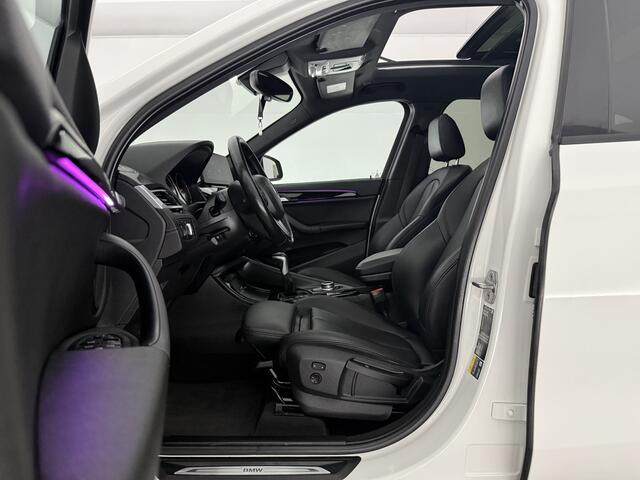 BMW X1 xDrive25e Executive Pano LED Sfeer Virtual Head-Up Clima Cruise Navi PDC 18''LMV