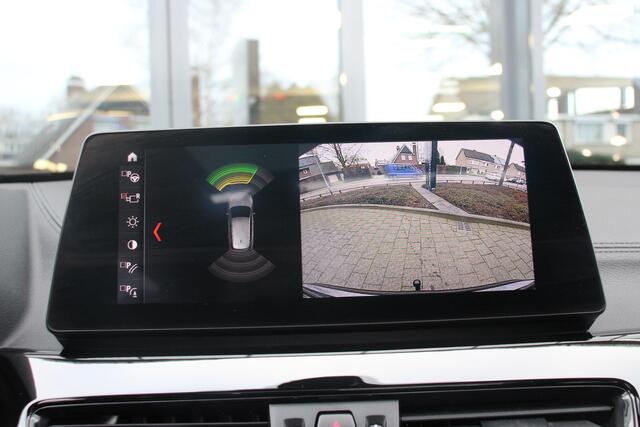 BMW X1 sDrive18i High Executive X-Line