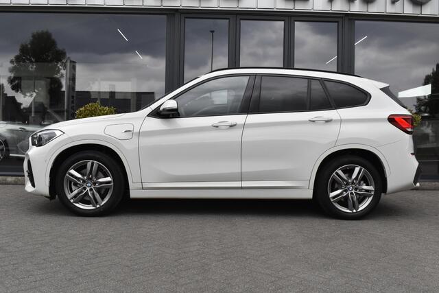 BMW X1 xDrive25e High Executive M-pakket