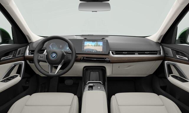 BMW X1 xDrive25e xLine | Equipment Pack Pro | Comfort Pack | Travel Pack