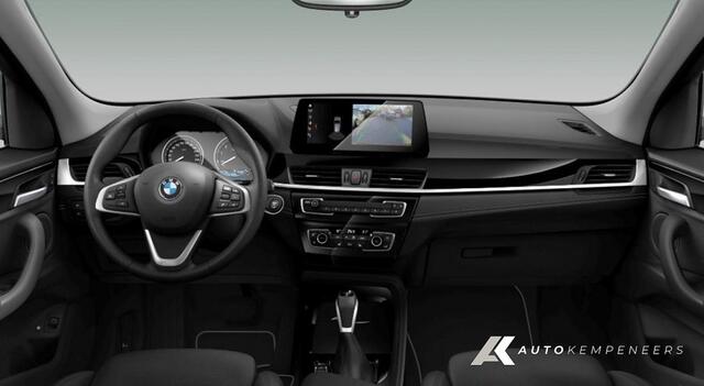 BMW X1 25e xDrive | Sportline | Stoelverwarming | HIFI | Camera | Ambiance verlichting | Head-Up | 18' inch |