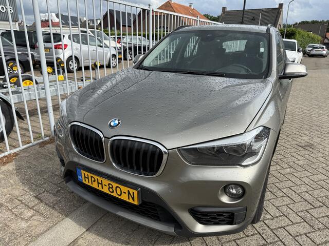 BMW X1 sDrive18i High Executive