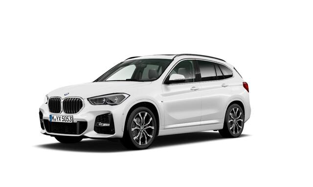BMW X1 xDrive25i High Executive M Sport | Pano | Trekhaak | HK | ACC