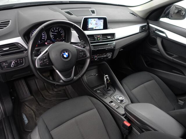 BMW X1 sDrive18i Executive Edition Aut- Park Assist, Virtual Cockpit, Trekhaak, Led, Navigatie, Clima, Cruise