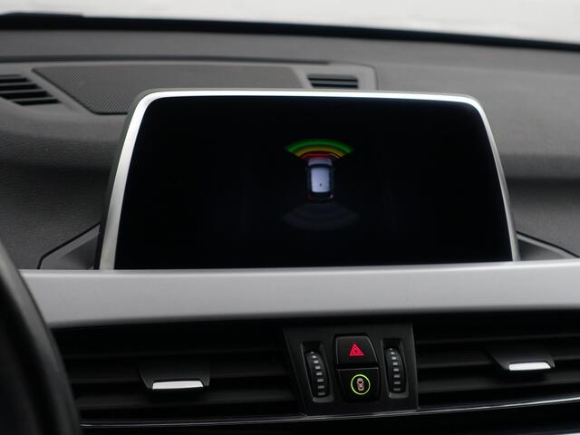 BMW X1 sDrive18i Executive Edition Aut- Park Assist, Virtual Cockpit, Trekhaak, Led, Navigatie, Clima, Cruise