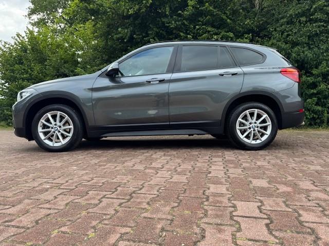 BMW X1 18i SDRIVE EXECUTIVE/NAV/PDC/LMV/APK