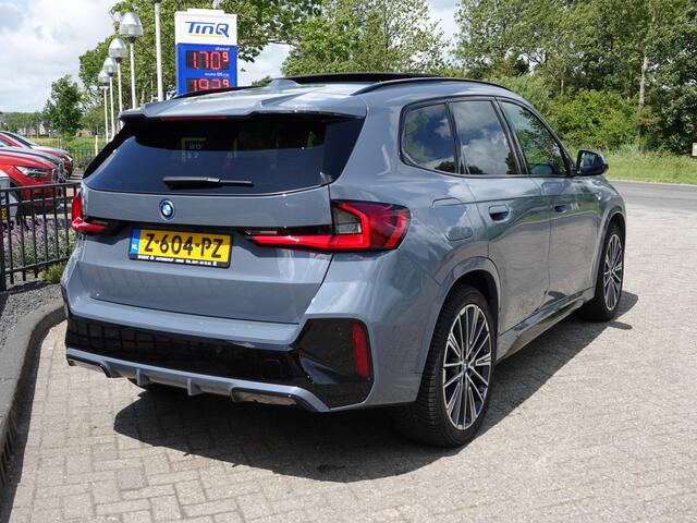 BMW X1 xDrive25e M-SPORT PANO | VOL LEER | 20" LMV | HARMAN KARDON