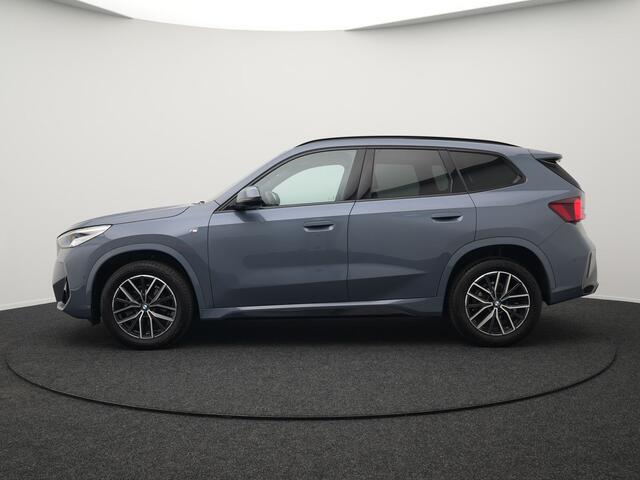 BMW X1 sDrive18i M-Sport |Leder Alcantara Sportstoelen | Navigatie | Cruise Control | Camera | Park Asist