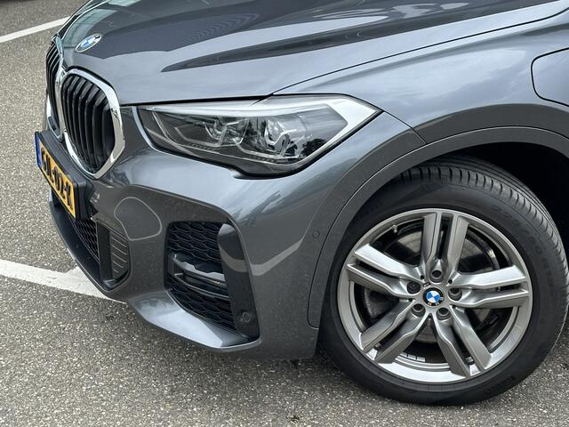 BMW X1 xDrive25e eDrive Edition l Head -up I Cruise control I Stoelverwarming I Naviagtie plus I BMW Led I Shadow Line I I Parkeersensoren I Alarm I Hifi Audio I