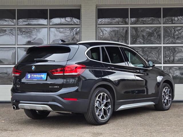 BMW X1 XDRIVE25E X LINE I SPORTSTOELEN I TREKHAAK I HEAD