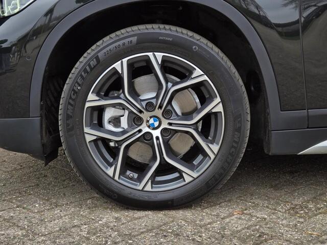 BMW X1 XDRIVE25E X LINE I SPORTSTOELEN I TREKHAAK I HEAD
