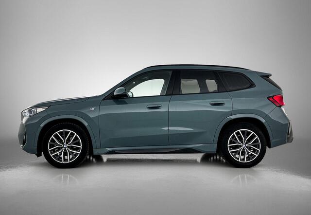 BMW X1 sDrive18i M-SPORT CAMERA CARPLAY EL-ACHTERKLEP