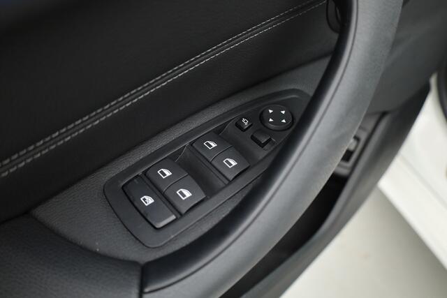 BMW X1 xDrive25e eDrive M Sport | Navi | Cruise | Camera | Stoelverw. | 18'' | LED